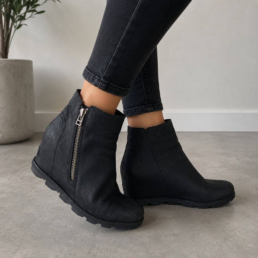 Sorel Joan of Arctic Wedge II Ankle Boots Women 10 Black Leather